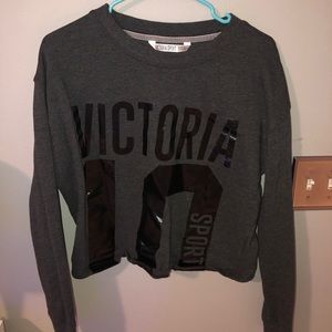 Victoria sport cropped sweater